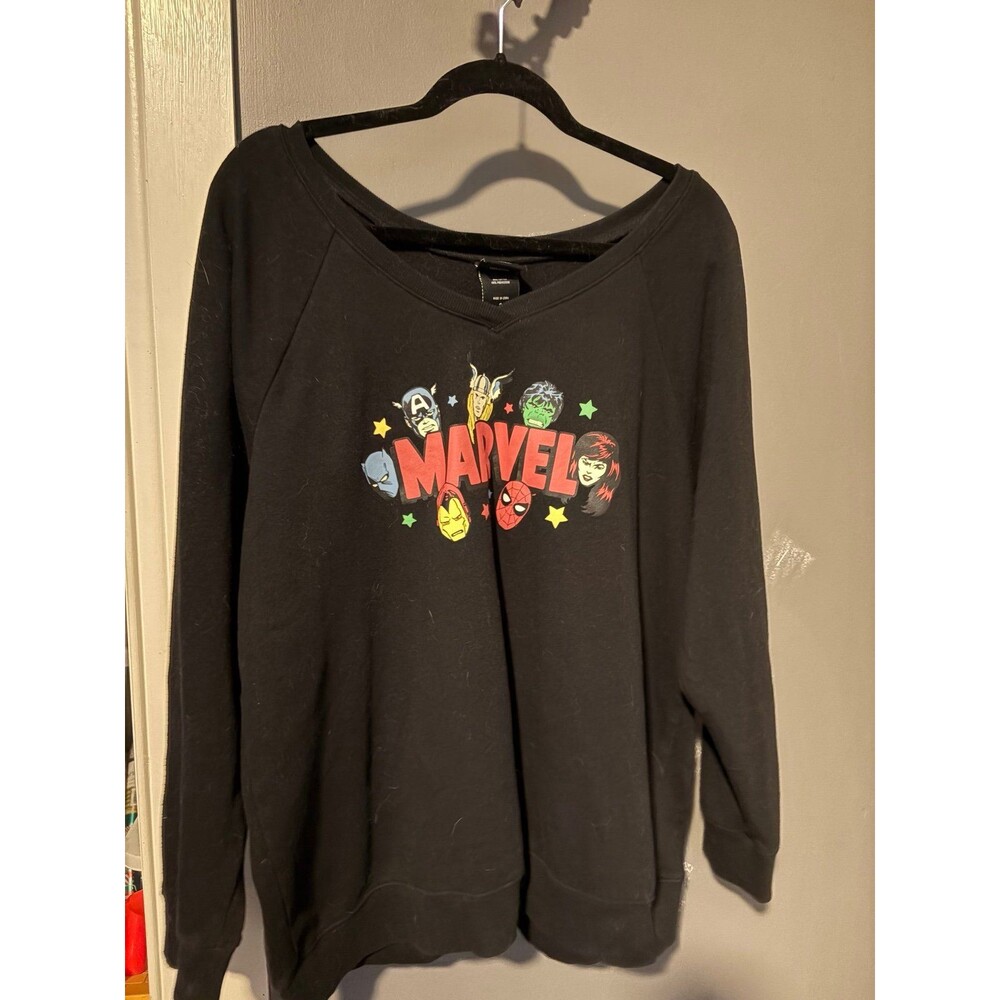 Torrid size 2 black marvel avengers crewneck sweatshirt